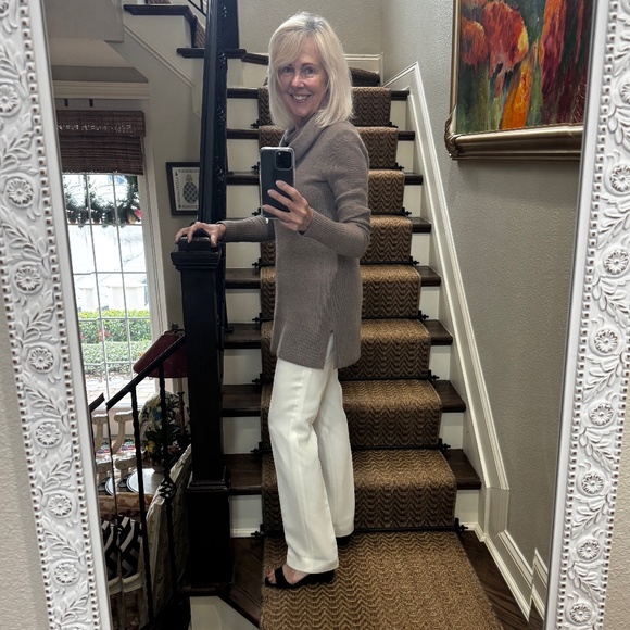 Saks Fifth Avenue Cashmere Sweater, sz XS - Picture 6 of 7